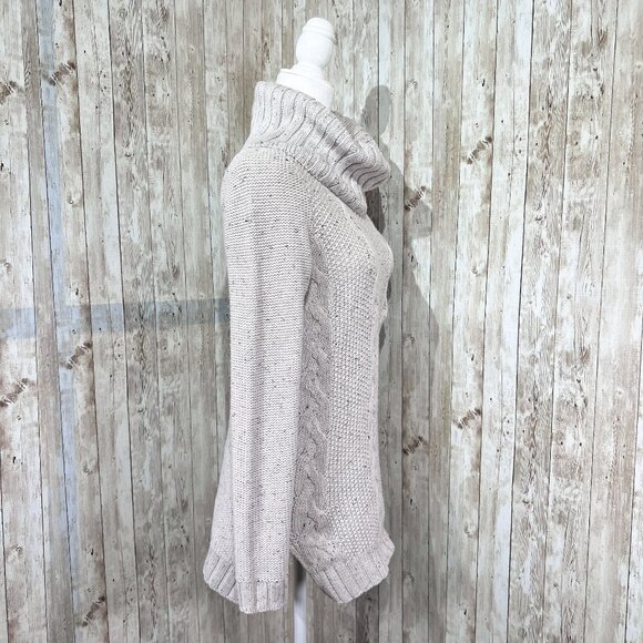 Women's Old Navy Long Sleeve Sweater | Cream | Cowl Neck | Small | Cable Knit - Picture 3 of 16